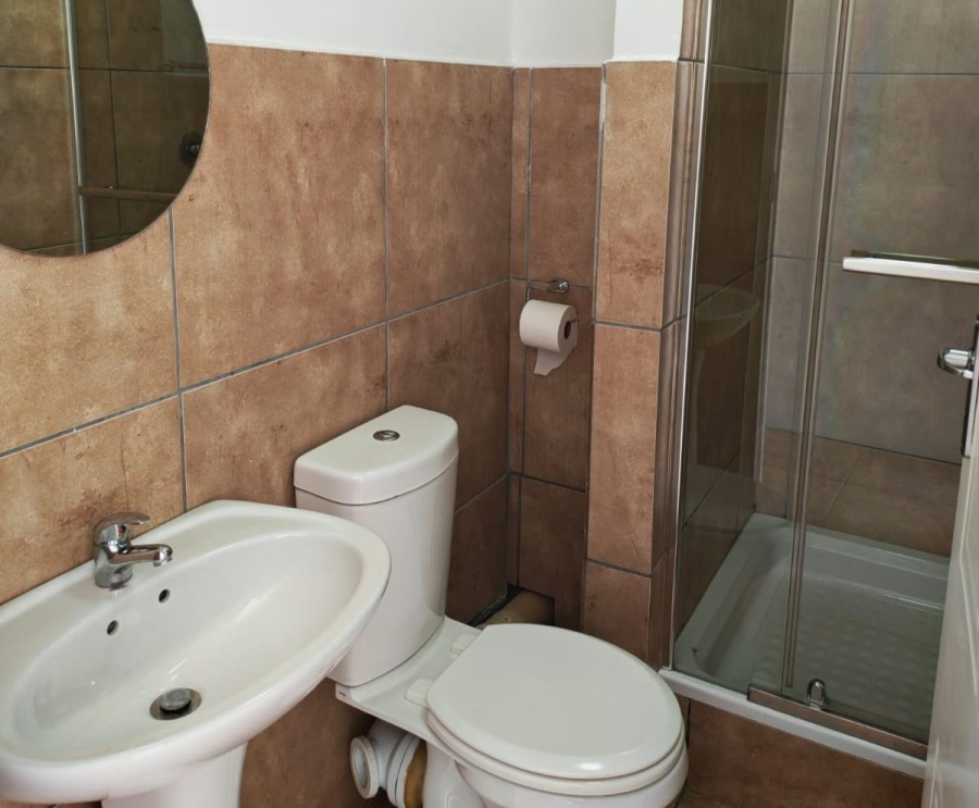 2 Bedroom Property for Sale in De Kelders Western Cape